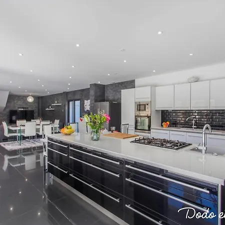 Stunning 4 Bedroom With Pool - Dodo Et Tartine * Saint-Cyr-sur-Mer